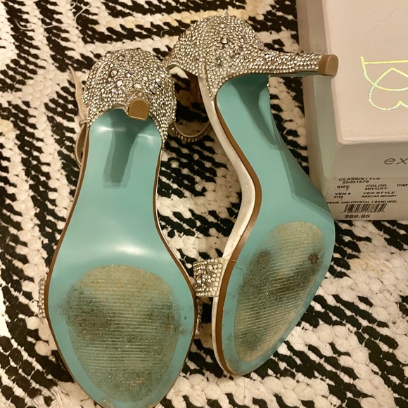 BETSEY JOHNSON X DB
jeweled metallic stiletto sandal - Picture 6 of 6